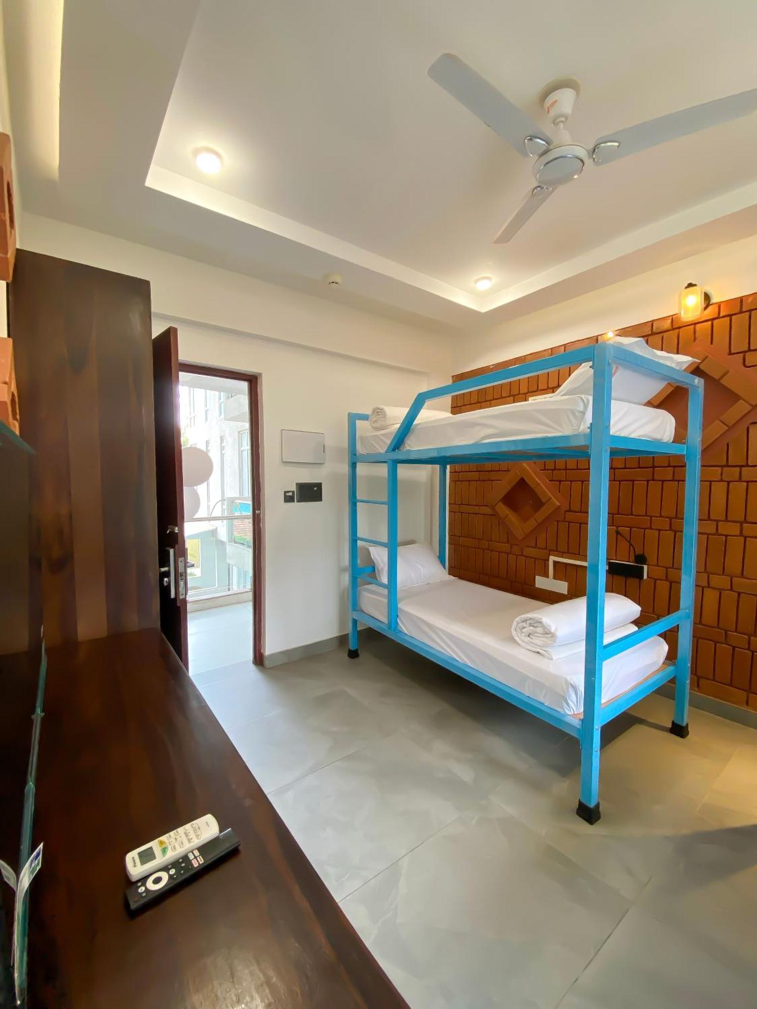 Downtown Hostels - 安君纳 外观 照片