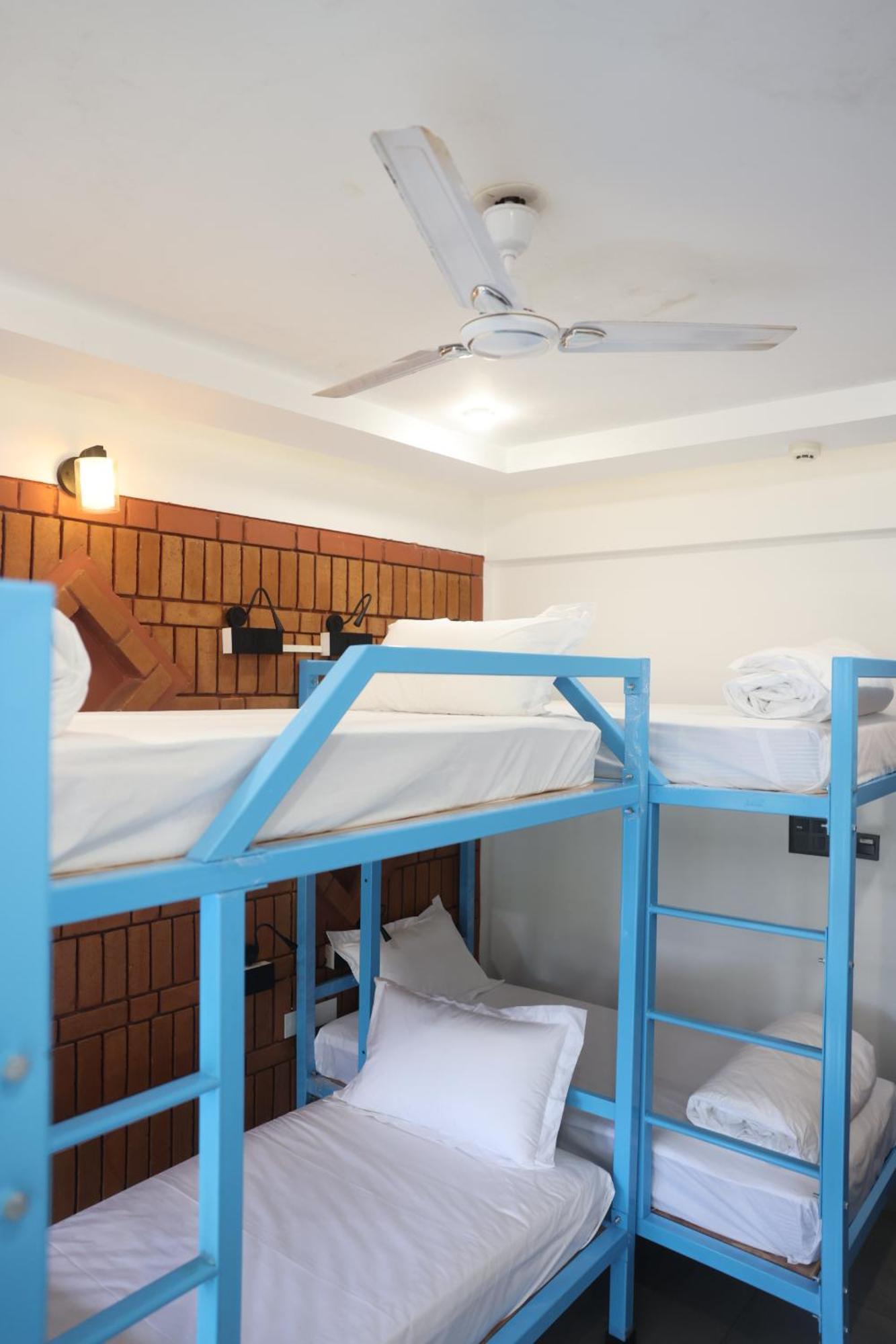 Downtown Hostels - 安君纳 外观 照片